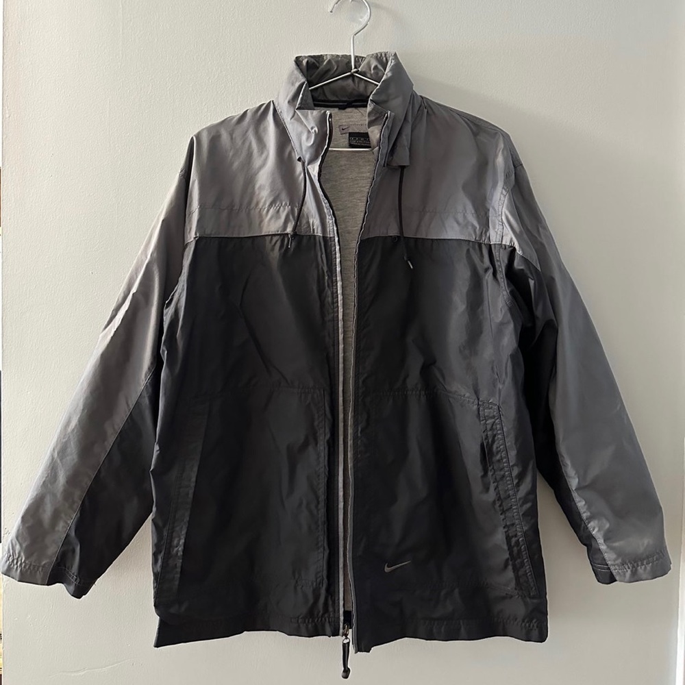 Nike Windbreaker Jacket black and gray